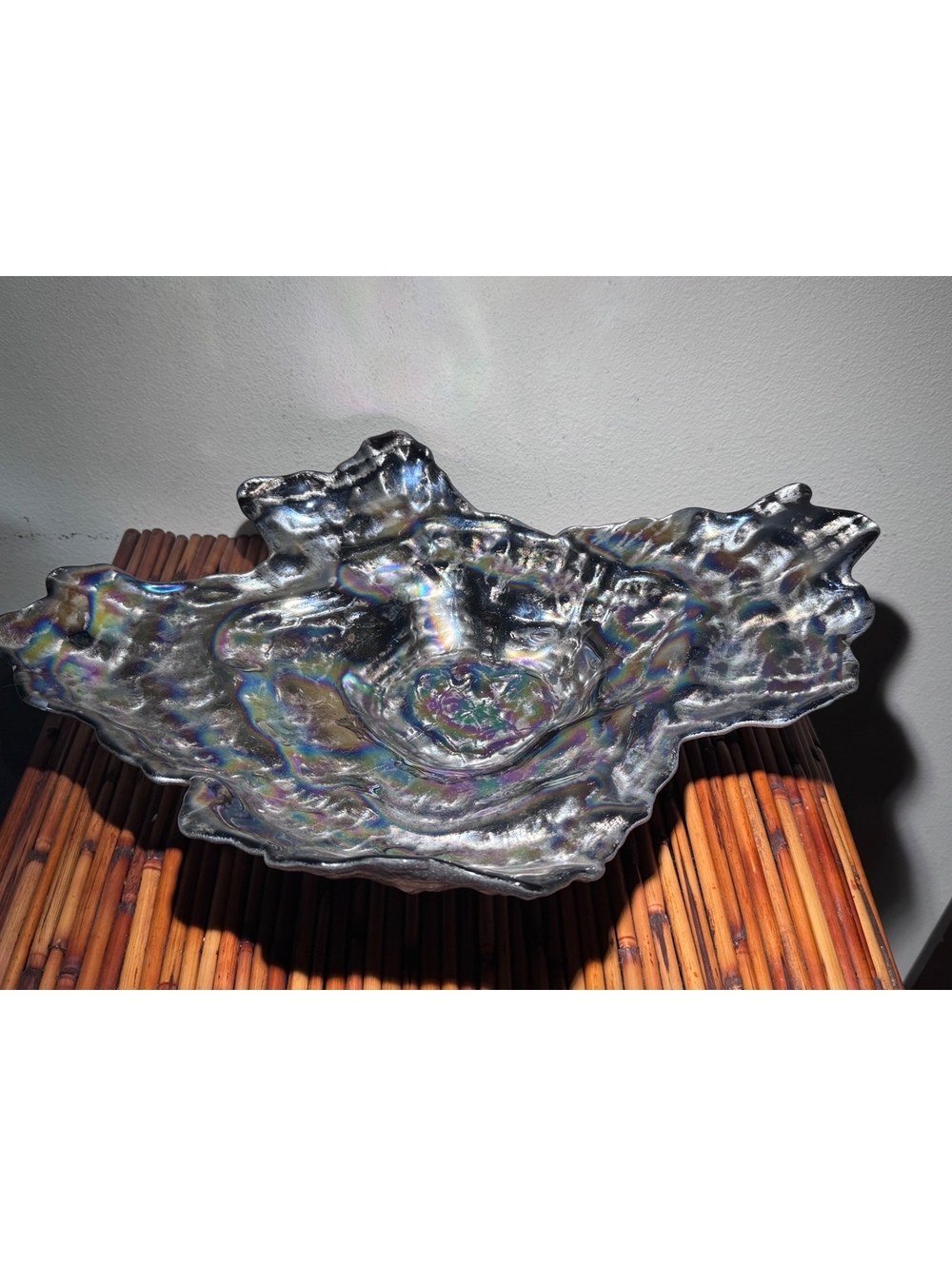 ARDA Glassware Handmade Turkey Iridescent Oyster Shell Art Glass Bowl 17”
